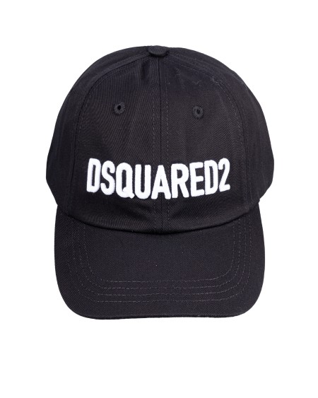 Shop DSQUARED2  Cappello: DSQUARED2 Logo baseball cap.
Baseball cap in gabardina di cotone.
Lettering "DEAN & DAN CATEN" ricamato sul retro.
Lettering "DSQUARED2" ricamato sul davanti.
Cinturino regolabile sul retro.
Composizione: 100% Cotone.
Fabbricato in cina.. BCM0714 05C00002-M063